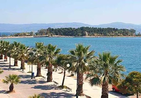 Eva στην περιοχή Erétria